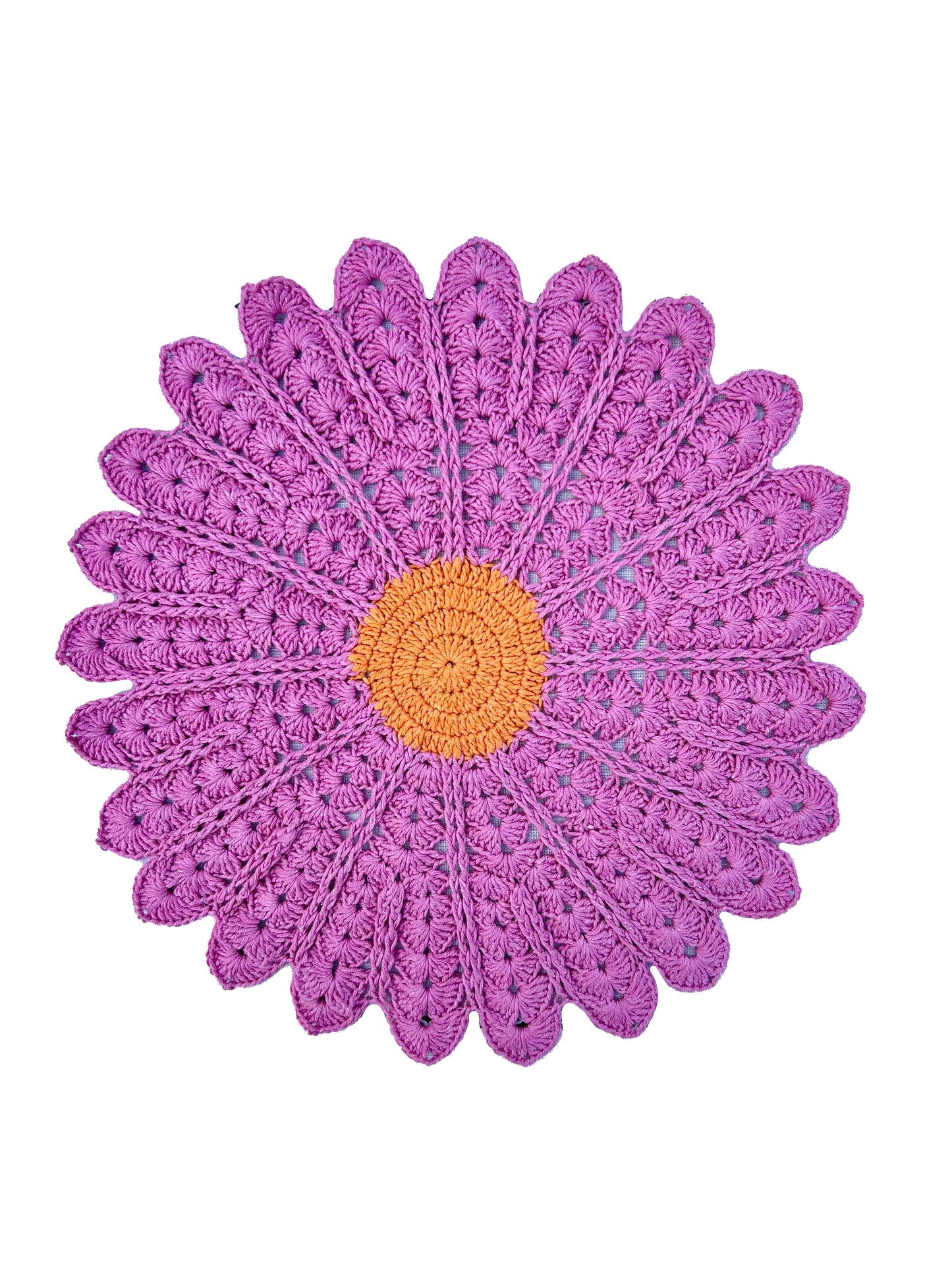 Daisy Placemats in Magenta